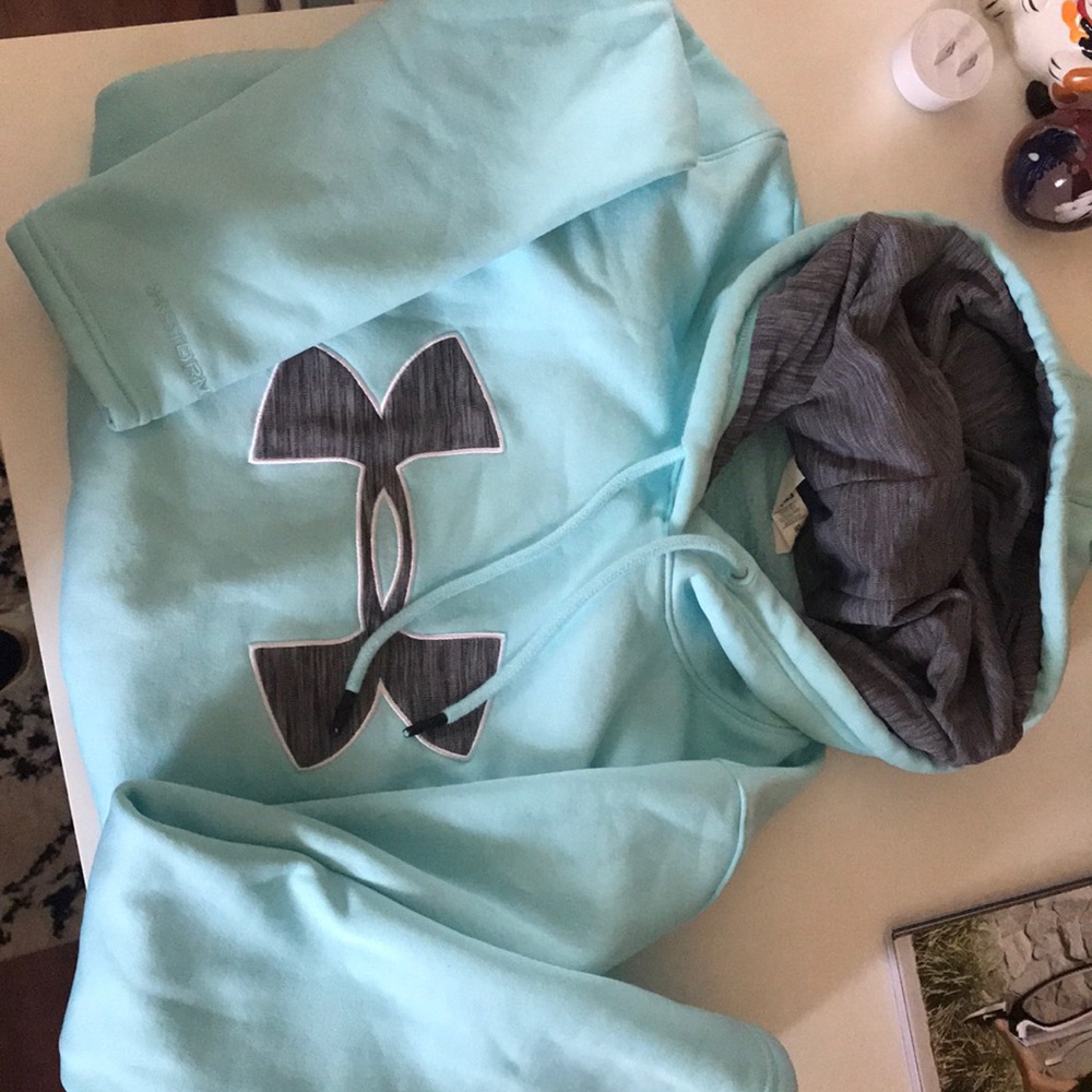 Sweatshirt by under armour